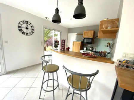 Maison spacieuse 5 pièces, 500m plage, jardin clos, terrasse, wifi, parking, animaux acceptés - Photo 5