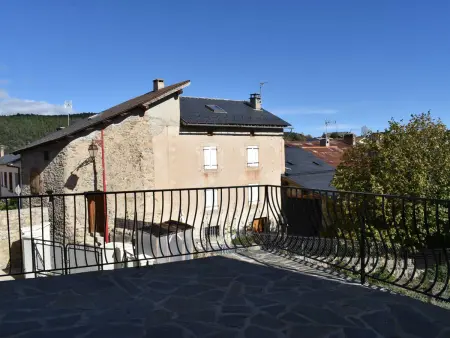 Maison de Village Charmante, 3 Ch, Terrasse, à Proximité des Pistes et Commerces à Bolquère - Photo 7