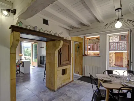 Charmant gîte avec terrasse et animaux acceptés à Belmont-de-la-Loire - Photo 8