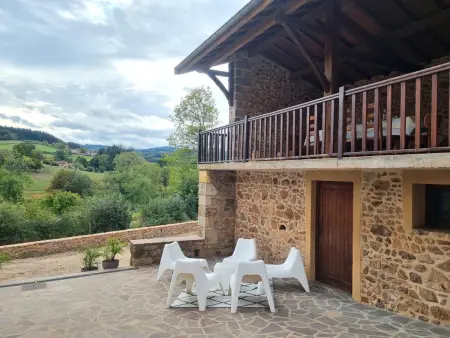 Charmant gîte avec terrasse et animaux acceptés à Belmont-de-la-Loire - Photo 27