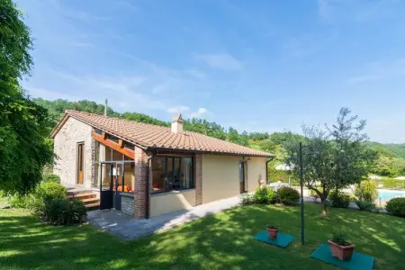 Casa Lisa, Beau gîte à Dicomano avec piscine - Photo 1