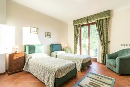 Villa Lonanno, Villa à Lonnano avec piscine - Photo 20