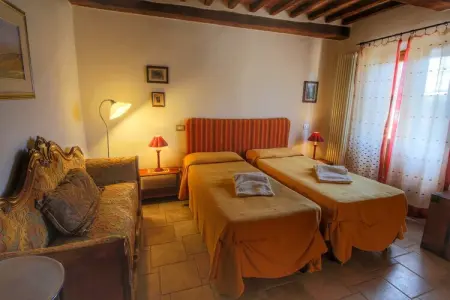Olmi, Elégante maison en Toscane avec vue sur le lac - Photo 23
