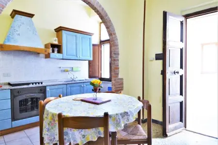 Betty, Appartement à Massa Marittima avec Piscine - Photo 12