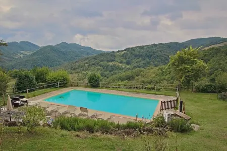 Casal Baruffa- Gorgaccia, Ferme à Apecchio avec piscine et terrasse - Photo 3