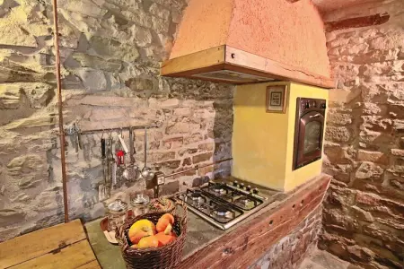 Nicchio di Rosa- Cerro Vecchio, Maison à Apecchio avec Piscine et Terrasse - Photo 14