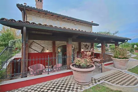 Relax, Gîte familial à Cagli avec piscine - Photo 13