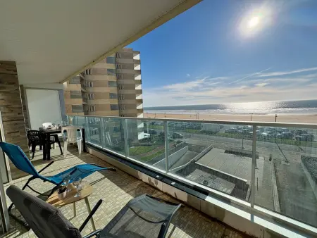 Studio lumineux avec alcôve, balcon face mer, parking privé - Photo 13