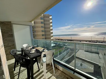 Studio lumineux avec alcôve, balcon face mer, parking privé - Photo 16