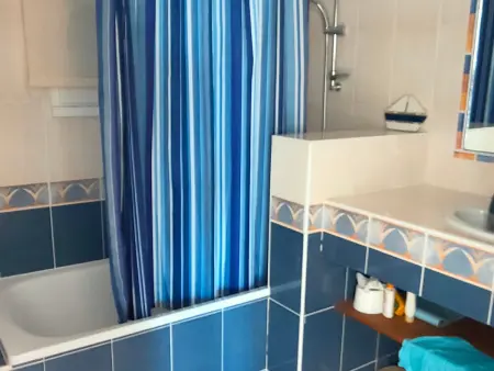 Maison 2 Chambres avec Piscine Privée à Saint Jean de Monts - Photo 11