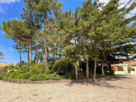 Maison chaleureuse avec piscine collective, près de la forêt, WiFi, parking privé - Photo 21