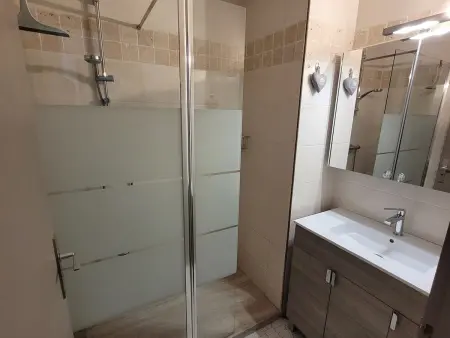 Appartement lumineux central, jusqu'à 4 pers, balcon - Photo 5