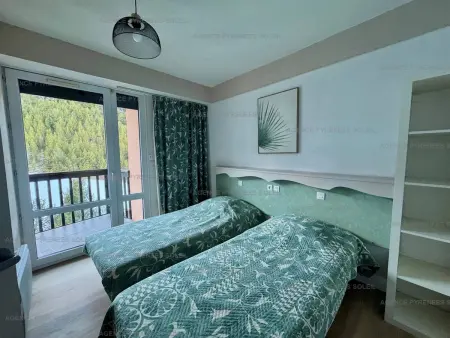 Appartement F2/cabine pieds des pistes avec balcon, parking privé et accès internet - Les Angles - Photo 3