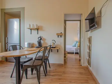 Appartement rénové avec parking, à 5 min du centre de Troyes, animaux acceptés - Photo 1