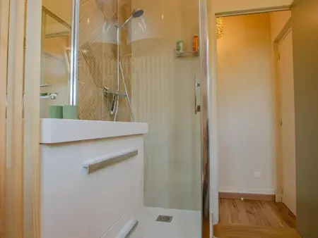 Appartement rénové avec parking, à 5 min du centre de Troyes, animaux acceptés - Photo 10