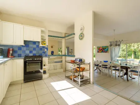 Spacieuse Villa à Crac'h : 4 Ch. pour 8 Pers., Beau Jardin, Proche Plages et WiFi - Photo 7