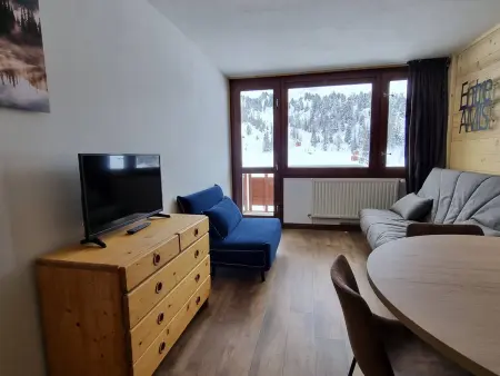 Studio rénové ski-in/ski-out pour 2 pers, balcon sud - Photo 1