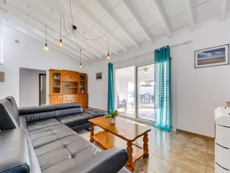 Villa Montgrí, Maison 6 personnes à Empuriabrava - Photo 3