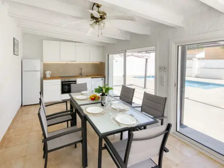 Villa Montgrí, Maison 6 personnes à Empuriabrava - Photo 10