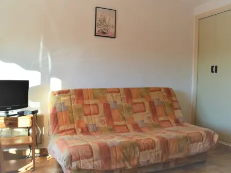 Studio 4 couchages proche plage avec parking et balcon au Lavandou - Photo 5