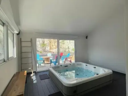 Gîtes de charme avec jacuzzi, piscine chauffée, et activités familiales près du Zoo de Beauval et des Châteaux - Photo 3