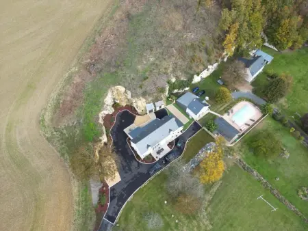 Gîte rénové avec piscine chauffée près de Beauval, 10 pers., terrain de sport et nature. - Photo 1