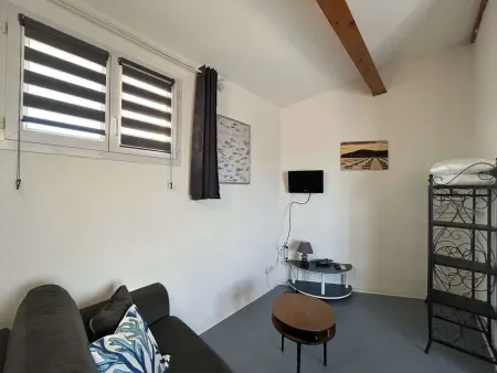 Studio rénové avec piscine, balcon, à 700m de la plage - Narbonne Plage - Photo 3