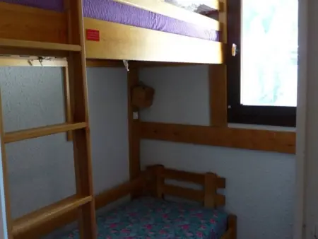 Studio cabine 4 personnes, balcon et accès direct pistes - Photo 3
