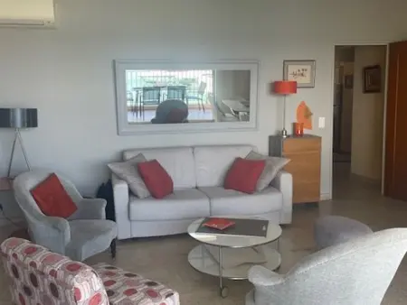 Appartement climatisé avec terrasses et vue port, proche plages à Hyères - Photo 1
