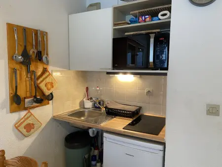 Studio cosy pour 4 pers., expo Sud, près des pistes et commerces, avec balcon et équipements complets - Photo 1