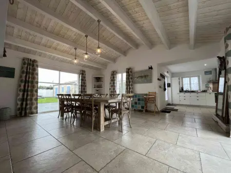 Villa 3 chambres avec piscine et jardin clos, proche de la mer - Photo 3