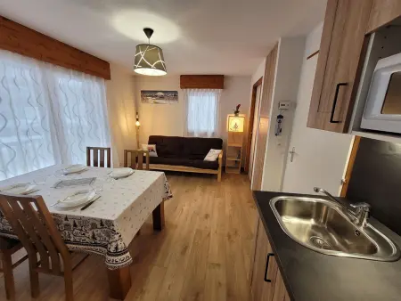 Appartement lumineux rénové pour 4 pers. proche centre avec parking et wifi inclus - Photo 10