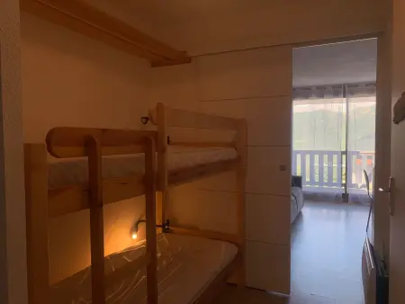 Studio rénové à Pra Loup avec balcon et wifi, proche télécabine - Photo 3