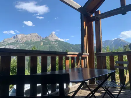 Studio rénové à Pra Loup avec balcon et wifi, proche télécabine - Photo 5