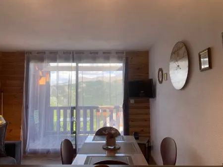 Studio rénové à Pra Loup avec balcon et wifi, proche télécabine - Photo 7