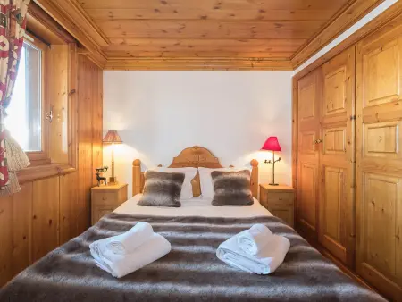 Courchevel 1850 - Appartement skis aux pieds avec spa, 3 chambres pour 6 personnes - Photo 2