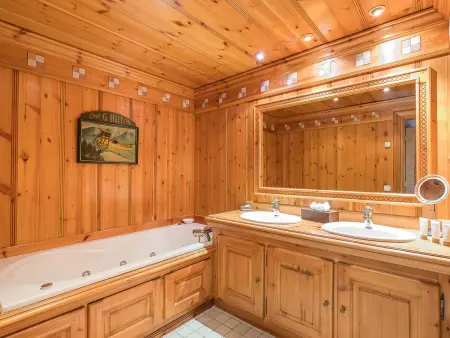 Courchevel 1850 - Appartement skis aux pieds avec spa, 3 chambres pour 6 personnes - Photo 5