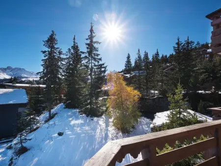 Courchevel 1850 - Appartement skis aux pieds avec spa, 3 chambres pour 6 personnes - Photo 7