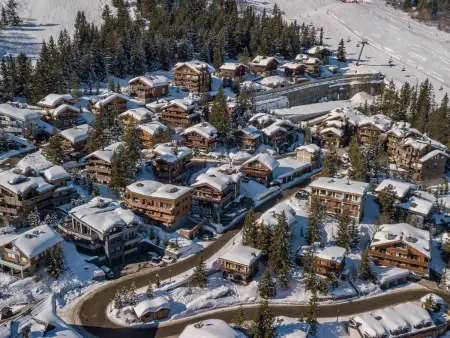 Courchevel 1850 - Appartement skis aux pieds avec spa, 3 chambres pour 6 personnes - Photo 9