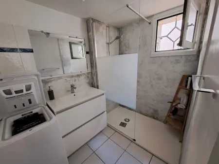 Maison familiale avec terrasse près de la plage - Photo 8