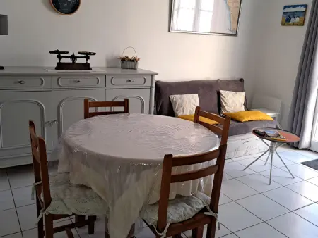 Maison familiale avec terrasse près de la plage - Photo 18