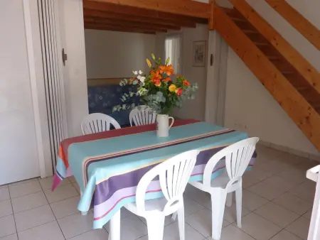 Maisonnette à 600m de la mer avec piscine et parking privé - Photo 4