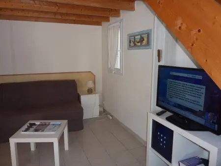 Maisonnette à 600m de la mer avec piscine et parking privé - Photo 7
