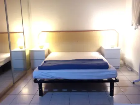 Maisonnette à 600m de la mer avec piscine et parking privé - Photo 9