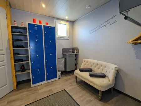 Roulotte cosy avec kitchenette, ruisseau apaisant et espace bien-être, nuit insolite à Ferdrupt - Photo 24