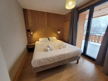 Appartement lumineux, chalet rénové, centre Les Gets, 6 pers, proche pistes, parking - Photo 5