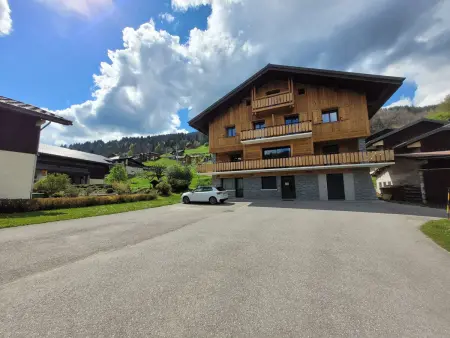 Appartement lumineux, chalet rénové, centre Les Gets, 6 pers, proche pistes, parking - Photo 13