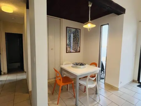 Rez-de-chaussée avec terrasse, à 100m de la plage! 6 couchages, parking inclus, linge fourni. - Photo 6