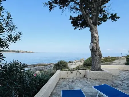 Rez-de-chaussée avec terrasse, à 100m de la plage! 6 couchages, parking inclus, linge fourni. - Photo 13
