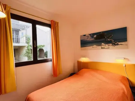 Rez-de-chaussée avec terrasse, à 100m de la plage! 6 couchages, parking inclus, linge fourni. - Photo 17